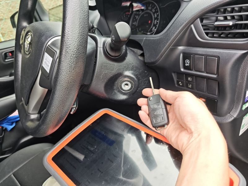 ノア 80系 フリップキー・キーレスの制作&登録